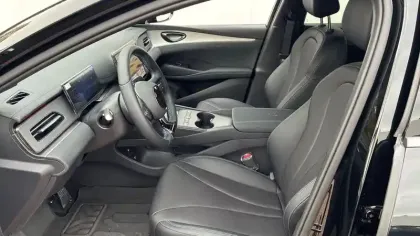 Photo 14 BYD Seal  6 1.5l DM-i 156 kW PHEV