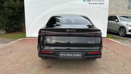 Photo 3 BYD Seal  6 1.5l DM-i 156 kW PHEV