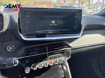 Photo 29 Peugeot 2008  PureTech 130 S&S BVM6