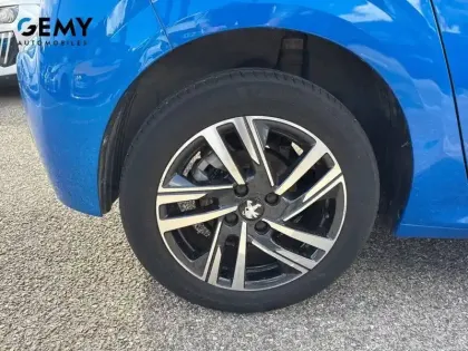 Photo 17 Peugeot 208  PureTech 100 S&S BVM6