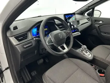 Photo 100 Renault Symbioz  E-Tech full hybrid 145