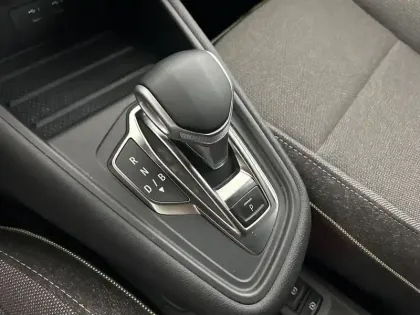 Photo 118 Renault Symbioz  E-Tech full hybrid 145