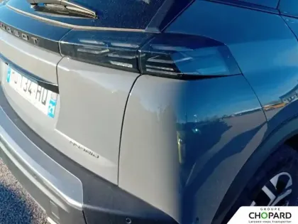 Photo 46 Peugeot 2008  Hybrid 145 e-DCS6