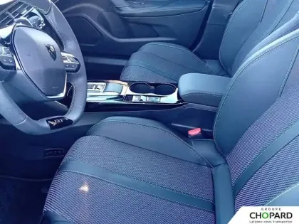 Photo 34 Peugeot 2008  Hybrid 145 e-DCS6