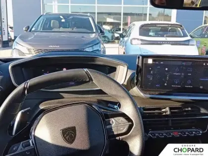 Photo 1 Peugeot 2008  Hybrid 145 e-DCS6