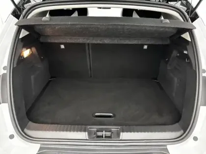 Photo 17 Renault Captur  E-Tech full hybrid 145