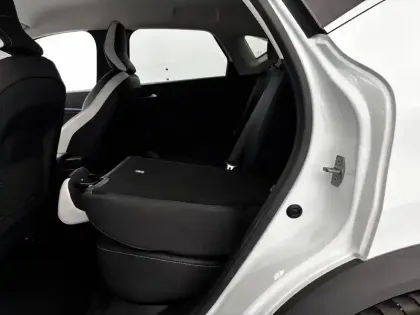 Photo 26 Renault Captur  E-Tech full hybrid 145