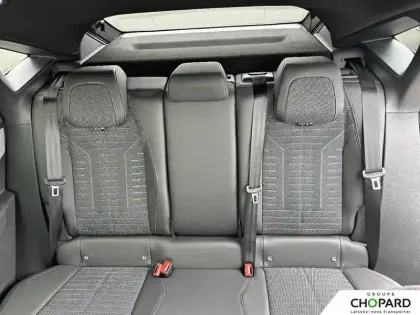 Photo 66 Peugeot 3008  Electrique 73 kWh 210 ch