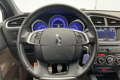 Photo 10 DS DS 4 DS4 Crossback PureTech 130 S&S BVM6