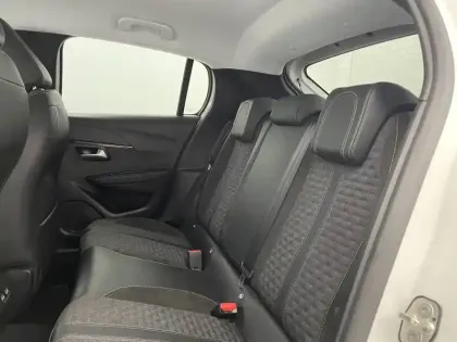 Photo 45 Peugeot 208  PureTech 100 S&S BVM6