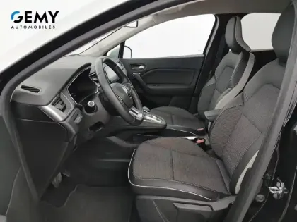 Photo 25 Renault Captur  E-Tech Plug-in 160