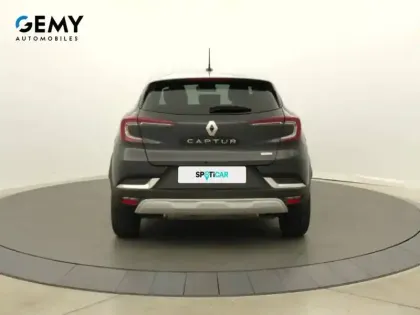 Photo 21 Renault Captur  E-Tech Plug-in 160