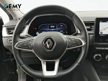 Photo 29 Renault Captur  E-Tech Plug-in 160