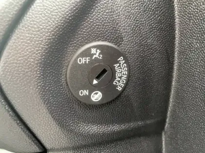 Photo 97 Mini Mini Countryman 125 - 95 ch ALL4 BVA6