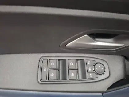 Photo 145 Dacia Duster  Hybrid 140