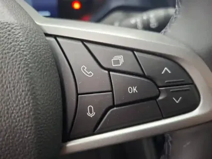 Photo 100 Dacia Duster  Hybrid 140