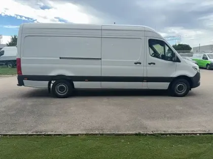 Photo 34 Mercedes Sprinter  FGN 319 CDI 43 3.5T RWD