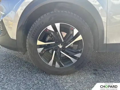 Photo 57 Peugeot 2008  PureTech 130 S&S BVM6