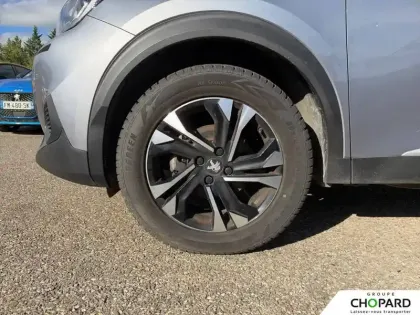Photo 58 Peugeot 2008  PureTech 130 S&S BVM6