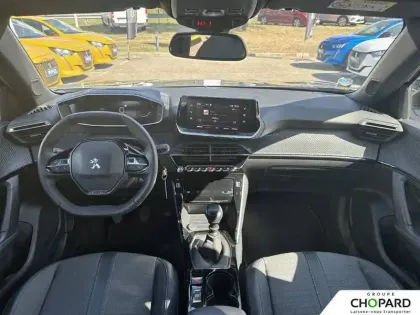 Photo 106 Peugeot 2008  PureTech 130 S&S BVM6