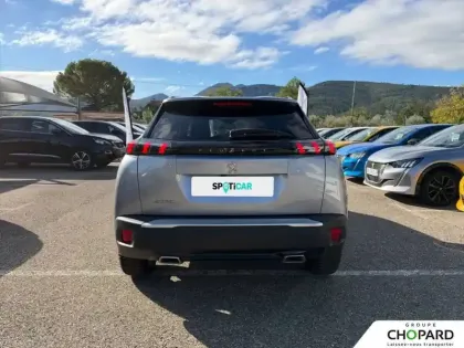 Photo 67 Peugeot 2008  PureTech 130 S&S BVM6