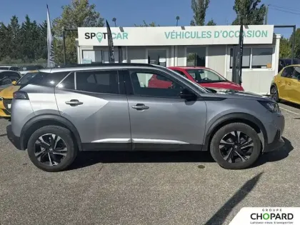 Photo 103 Peugeot 2008  PureTech 130 S&S BVM6