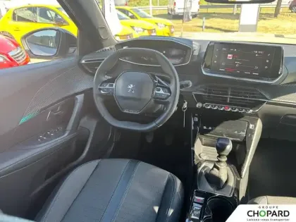 Photo 38 Peugeot 2008  PureTech 130 S&S BVM6