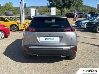 Photo 64 Peugeot 2008  PureTech 130 S&S BVM6