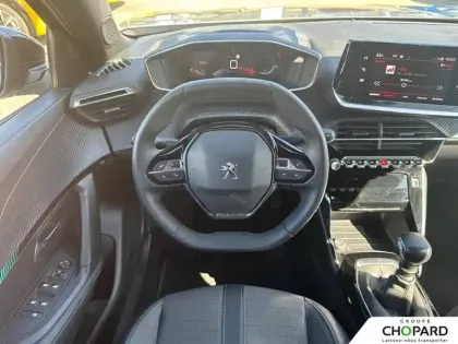 Photo 89 Peugeot 2008  PureTech 130 S&S BVM6