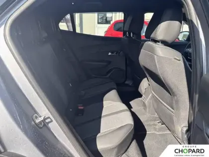 Photo 110 Peugeot 2008  PureTech 130 S&S BVM6