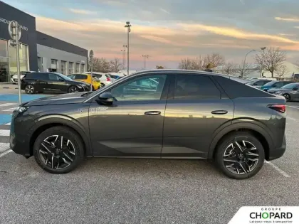 Photo 31 Peugeot 3008  Hybrid 136 e-DCS6