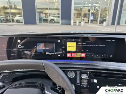 Photo 13 Peugeot 3008  Hybrid 136 e-DCS6