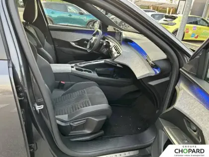 Photo 12 Peugeot 3008  Hybrid 136 e-DCS6