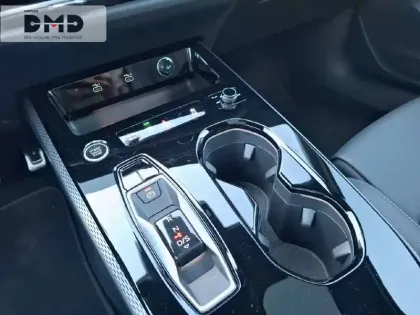 Photo 8 Audi A5  Avant e-hybrid 299 ch S tronic 7 Quattro