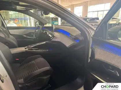 Photo 12 Peugeot 3008  Electrique 73 kWh 210 ch