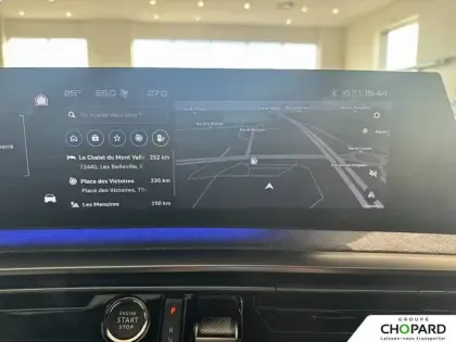 Photo 13 Peugeot 3008  Electrique 73 kWh 210 ch