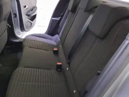 Photo 11 Peugeot 208  BlueHDi 100 S&S BVM6