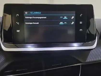 Photo 22 Peugeot 208  BlueHDi 100 S&S BVM6