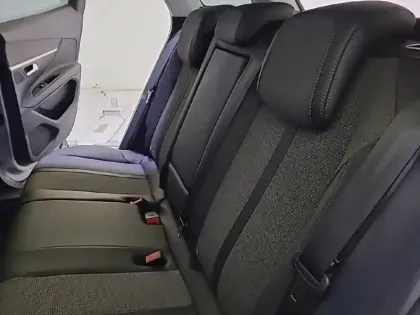 Photo 11 Peugeot 3008  Puretech 130ch S&S BVM6