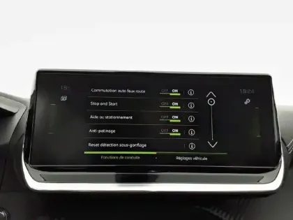 Photo 24 Peugeot 208  PureTech 130 S&S EAT8