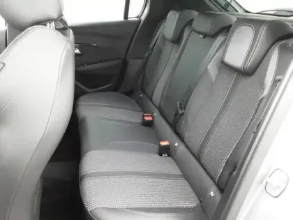 Photo 43 Peugeot 208  PureTech 130 S&S EAT8