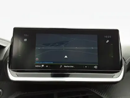 Photo 55 Peugeot 208  PureTech 130 S&S EAT8