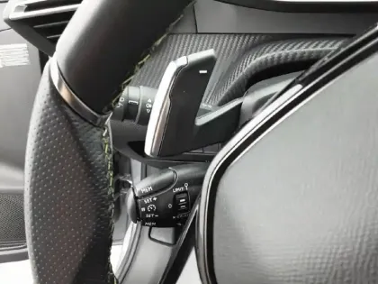 Photo 21 Peugeot 208  PureTech 130 S&S EAT8