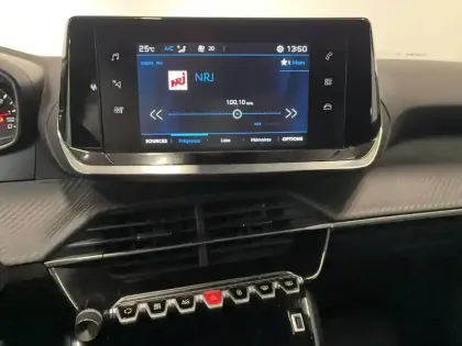 Photo 49 Peugeot 2008  PureTech 100 S&S BVM6