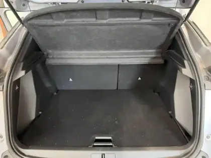 Photo 55 Peugeot 2008  PureTech 100 S&S BVM6