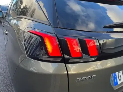 Photo 36 Peugeot 3008  BlueHDi 130ch S&S BVM6