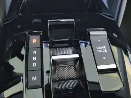 Photo 13 Citroën C4  PureTech 130 S&S EAT8