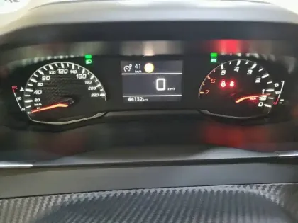 Photo 9 Peugeot 208  BlueHDi 100 S&S BVM6