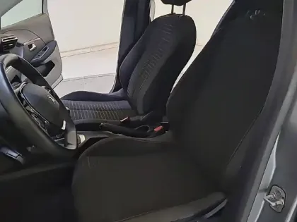 Photo 10 Peugeot 208  BlueHDi 100 S&S BVM6