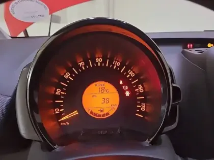 Photo 31 Peugeot 108  VTi 72ch S&S BVM5